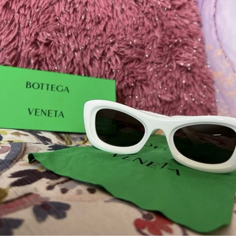 Bottega Veneta Unapologetic Bv1088s Sunglasses